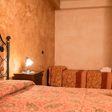 Stovali Da Lustrinu Farm stay Protte