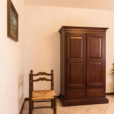 Stovali Da Lustrinu Vakantieboerderij *