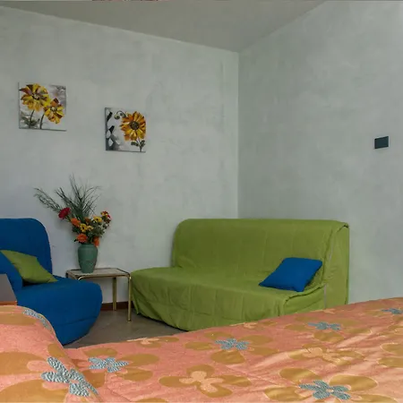 Vakantieboerderij Stovali Da Lustrinu Protte