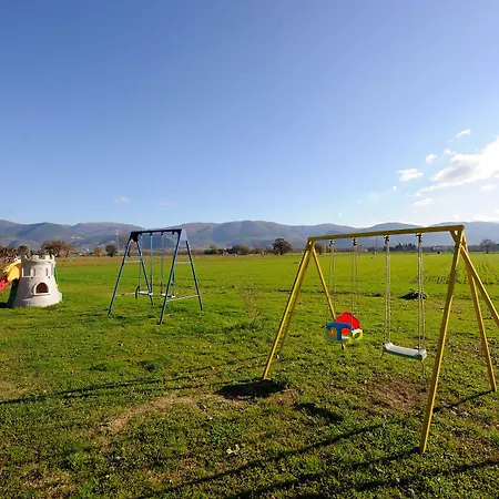 Stovali Da Lustrinu Vakantieboerderij *